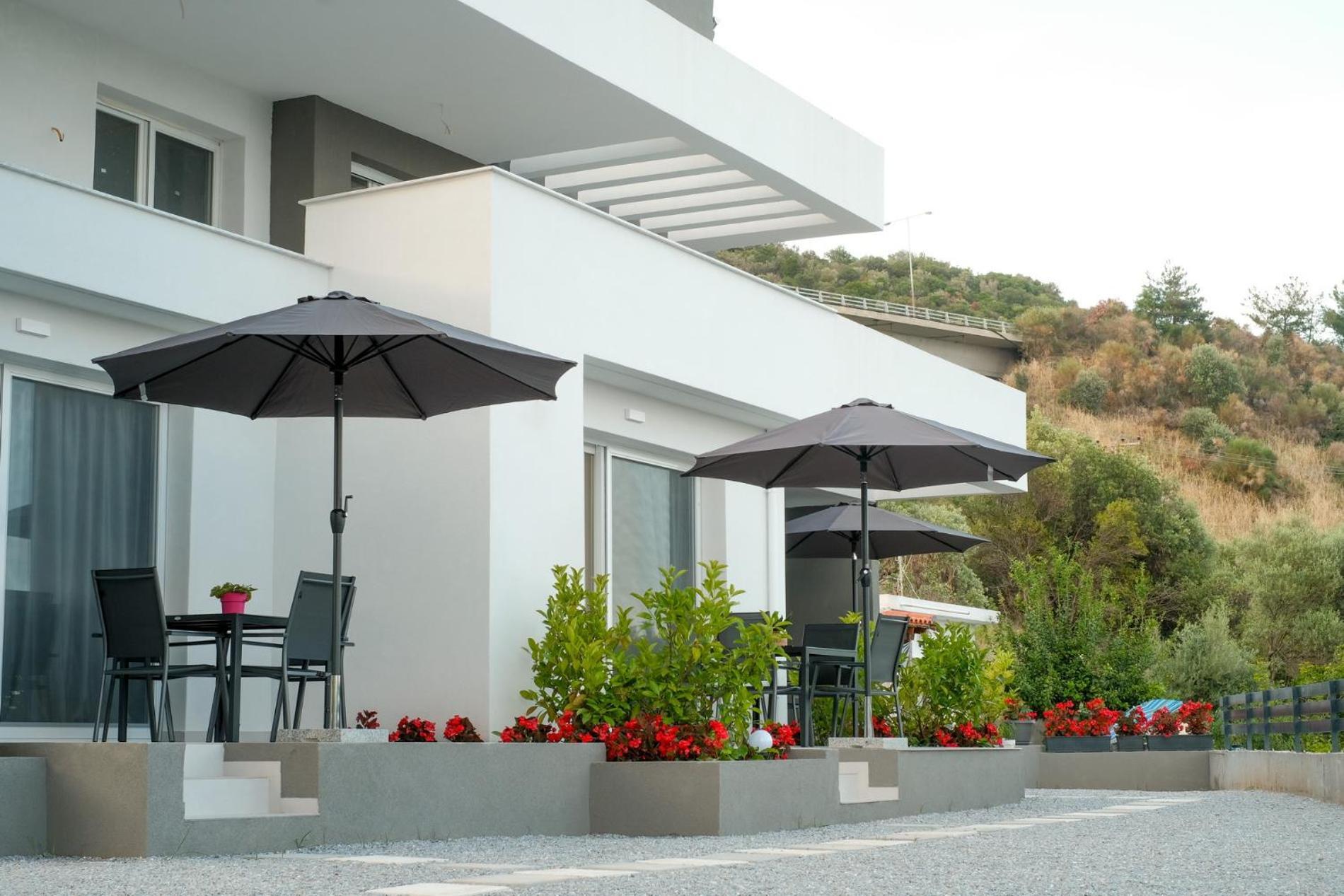 Aquarama Suites Nea Iraklitsa Εξωτερικό φωτογραφία